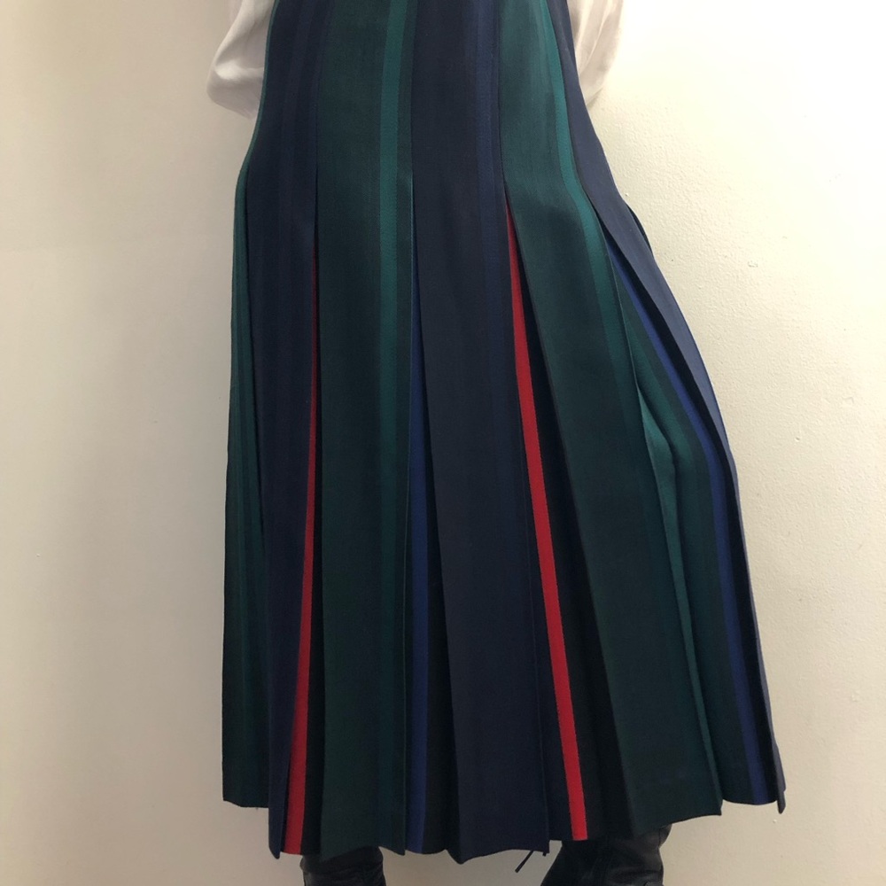 Elegant Multicolor Pleated Skirt